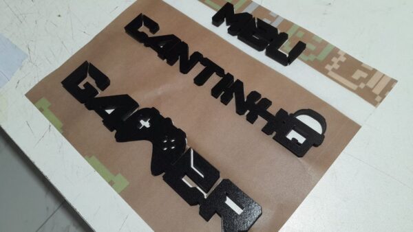 Letreiro decorativo vazado meu cantinho gamer em MDF (Modelo 02)