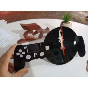 Relógio de parede vazado na forma do Joystick do Playstation em MDF (Modelo 01)