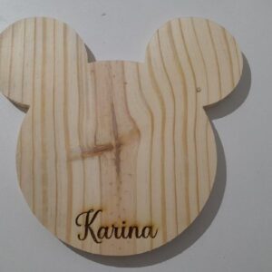 Tábua para petiscos na forma do Mickey Mouse em Pinus (Modelo 02)