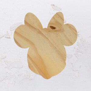 Tábua para petiscos na forma da Minnie em Pinus (Modelo 01)
