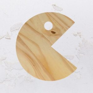 Tábua para petiscos na forma do Pacman em Pinus (Modelo 01)