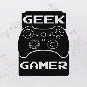 Letreiro decorativo vazado na forma do Geek Gamer em MDF (Modelo 01)