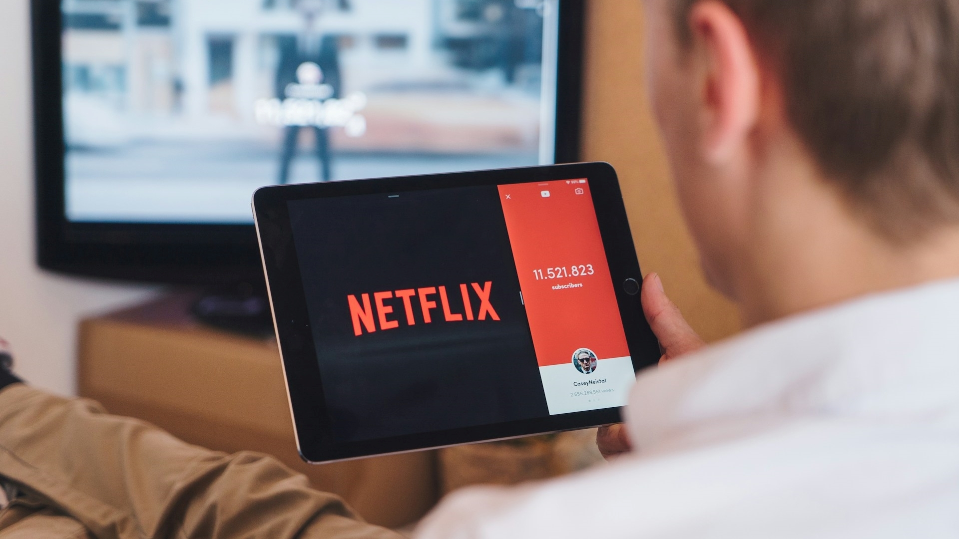 recurso-secreto-netflix-te-tornar-famoso-da-noite-para-o-dia Netflix + HBO: Salvadores do Cinema ou Monstros do Streaming? O negócio de $82,7 bi que fez Hollywood explodir