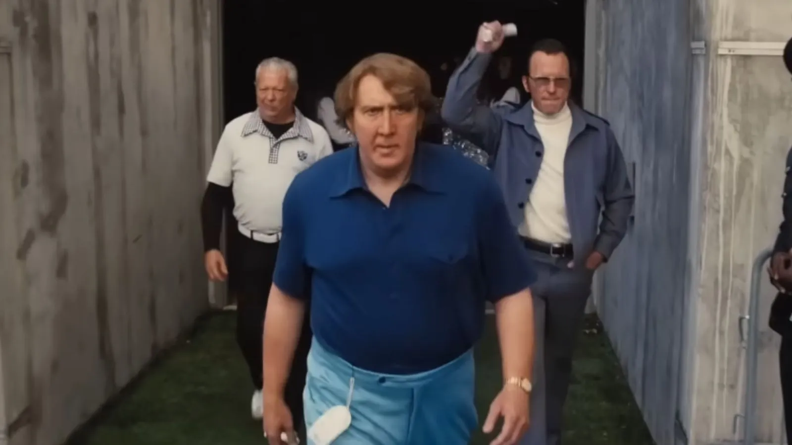 20251226-nicolas-cage-e-christian-bale-em-madden Trailer de Madden Mostra Nicolas Cage e Christian Bale em Drama Esportivo